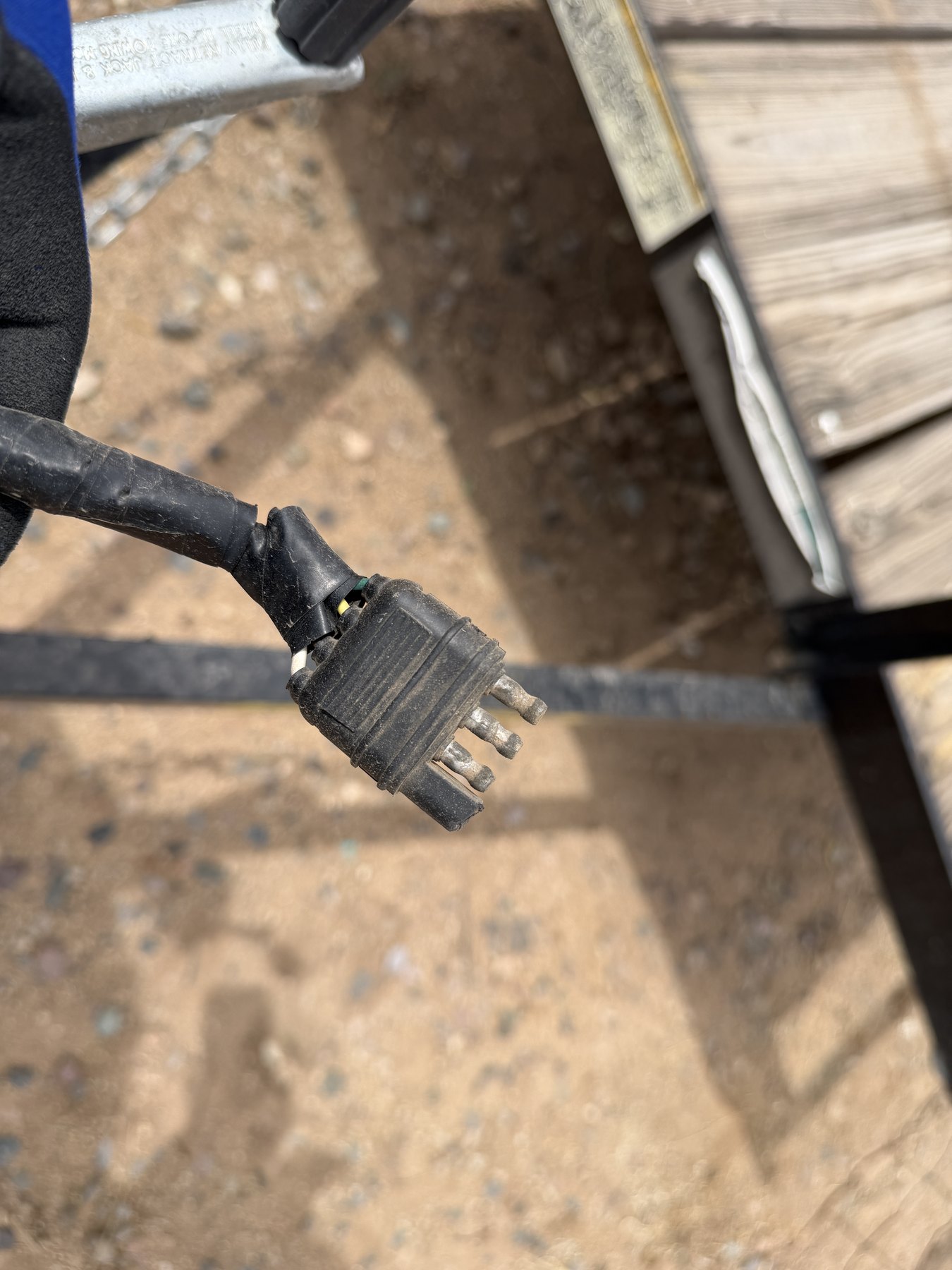 Trailer plug detail